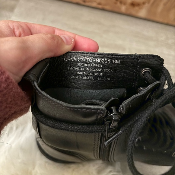 Steve Madden Tornado Black Chunky Women's Lace Up Combat Boots Size 6 - Picture 5 of 6